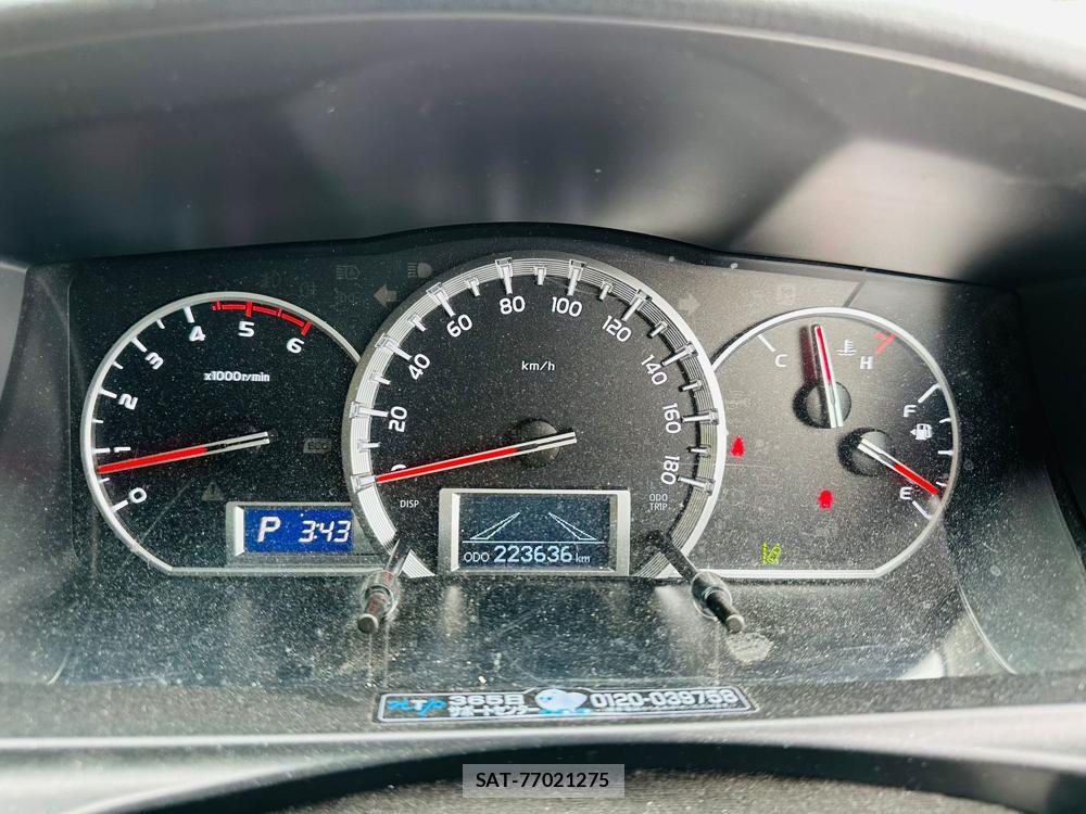 Toyota HIACE VAN 2020 7193938-15