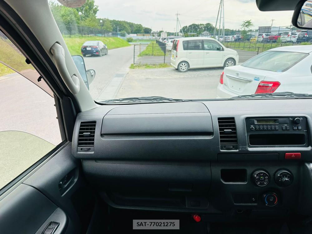 Toyota HIACE VAN 2020 7193938-18