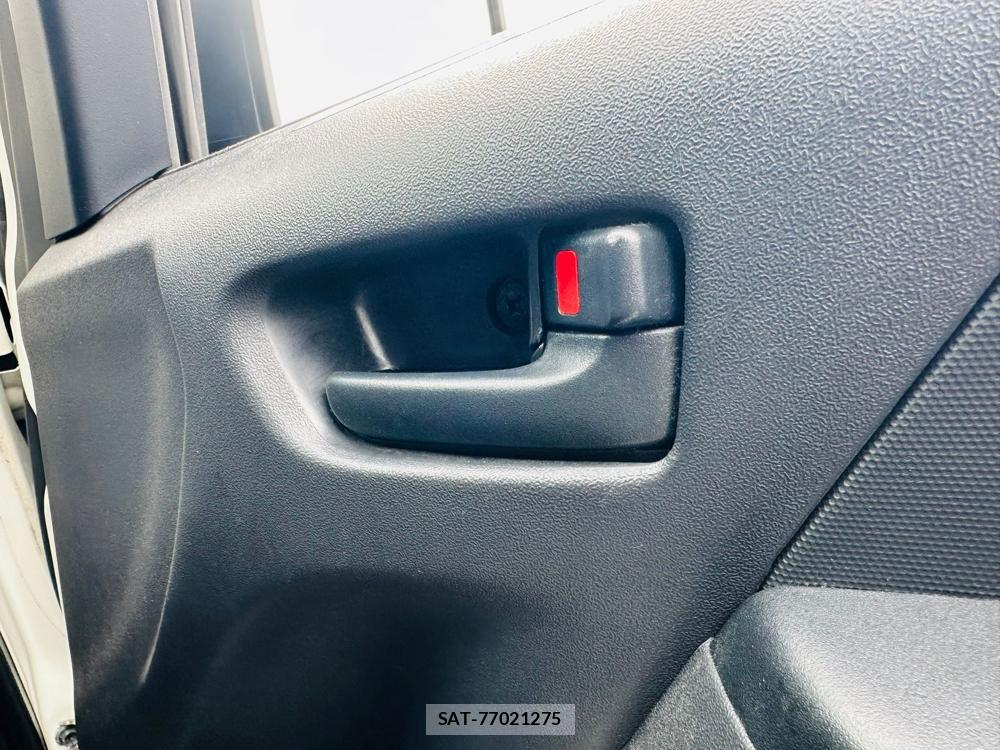 Toyota HIACE VAN 2020 7193938-21