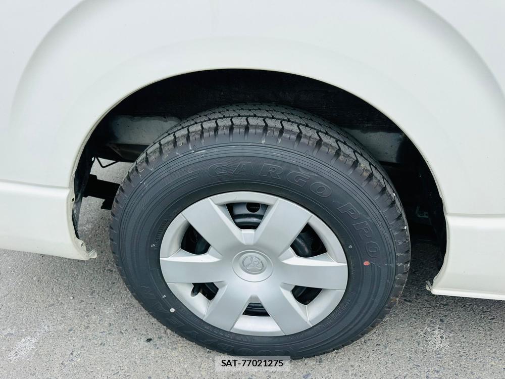 Toyota HIACE VAN 2020 7193938-31