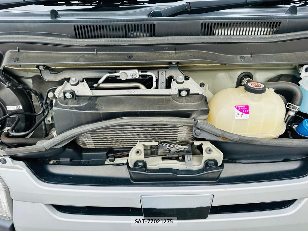 Toyota HIACE VAN 2020 7193938-34
