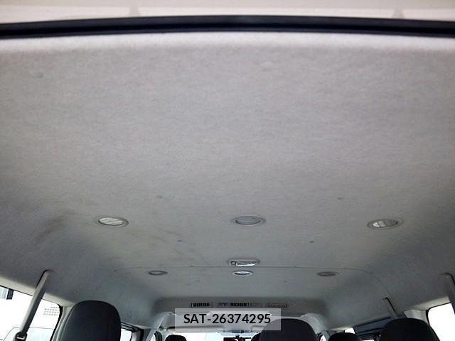 Toyota HIACE VAN 2016-10 7500821-12