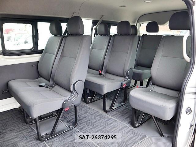Toyota HIACE VAN 2016-10 7500821-14