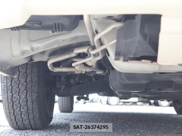 Toyota HIACE VAN 2016-10 7500821-21
