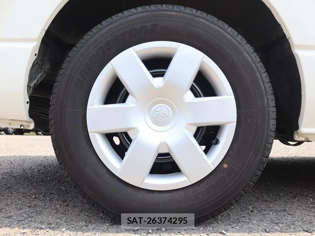 Toyota HIACE VAN 2016-10 7500821-27