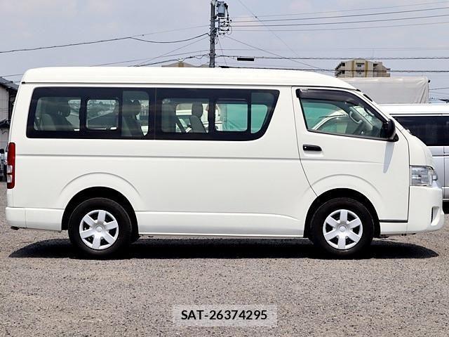 Toyota HIACE VAN 2016-10 7500821-7
