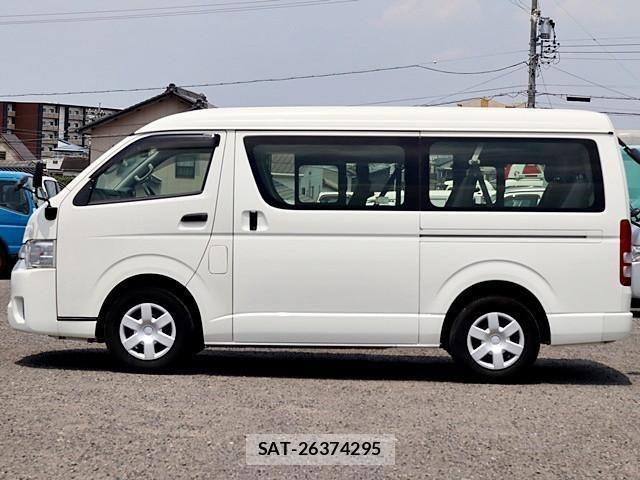 Toyota HIACE VAN 2016-10 7500821-8