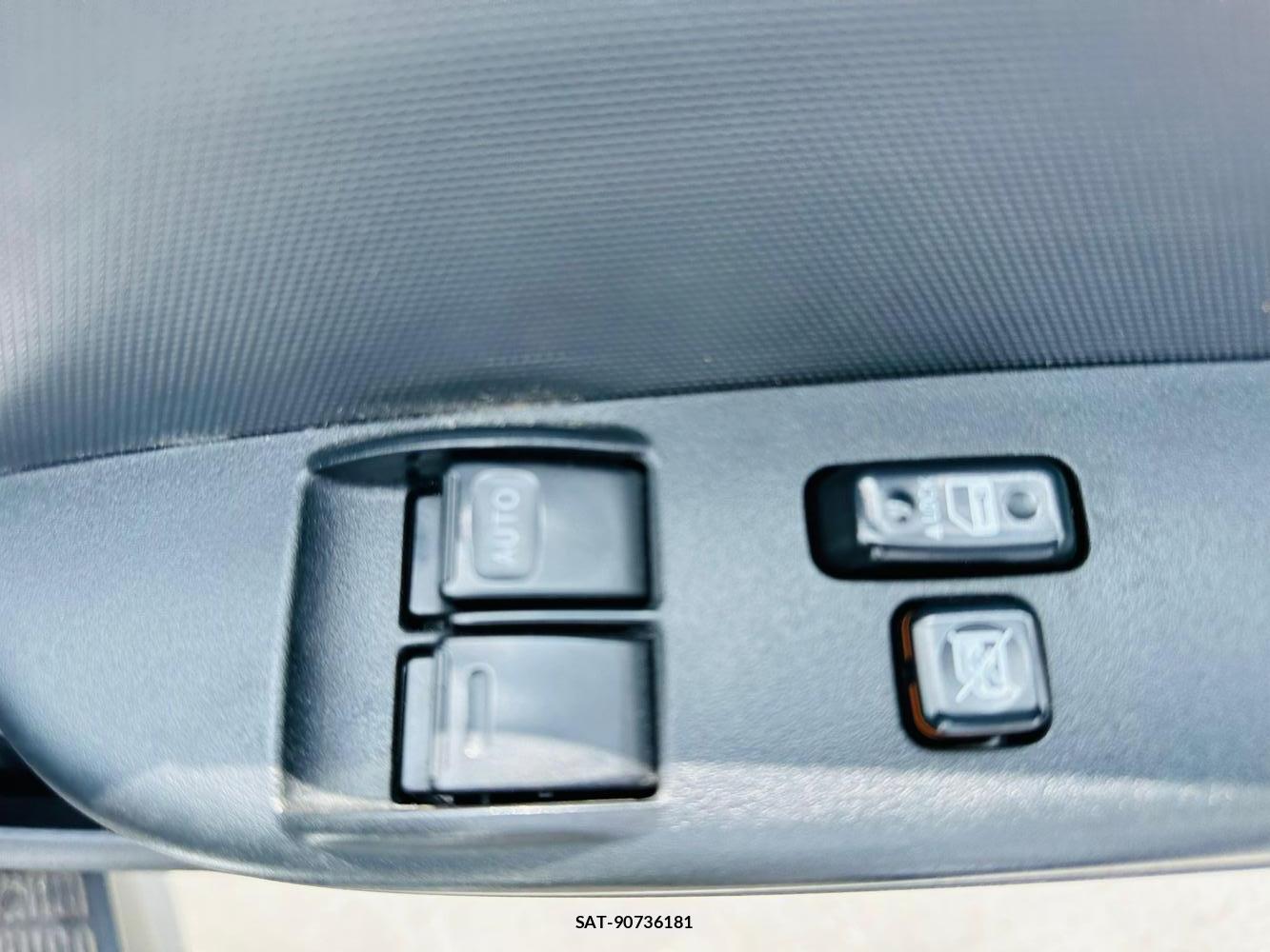 Toyota HIACE VAN 2020 7335620-20
