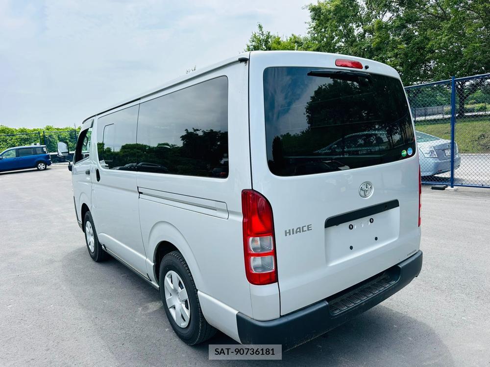 Toyota HIACE VAN 2020 7335620-2