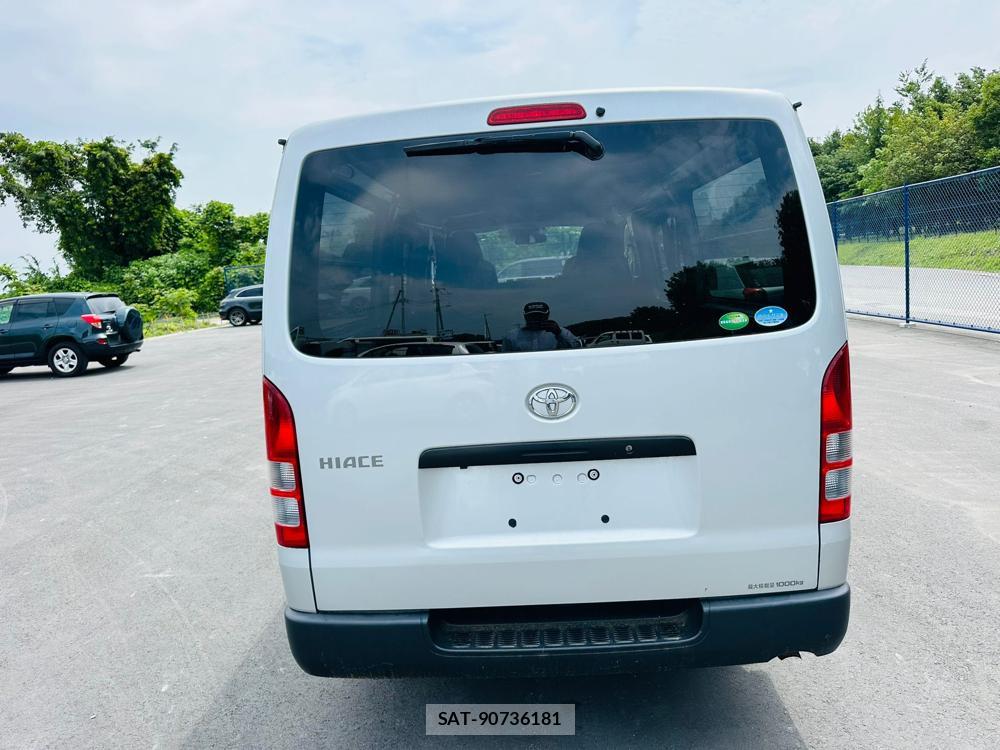 Toyota HIACE VAN 2020 7335620-3