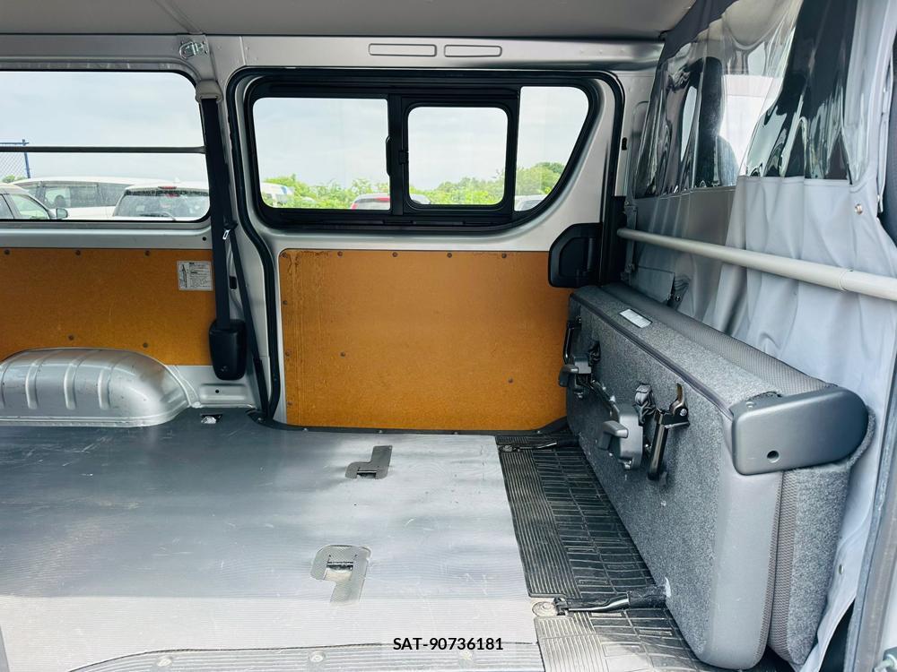 Toyota HIACE VAN 2020 7335620-8