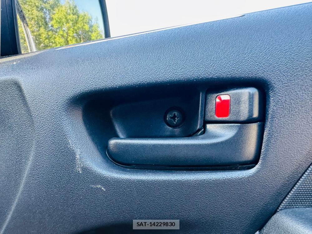 Toyota HIACE VAN 2020 6762415-19