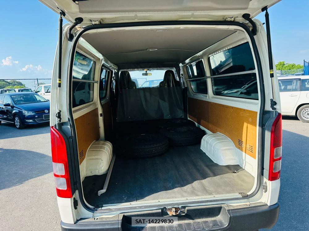 Toyota HIACE VAN 2020 6762415-24