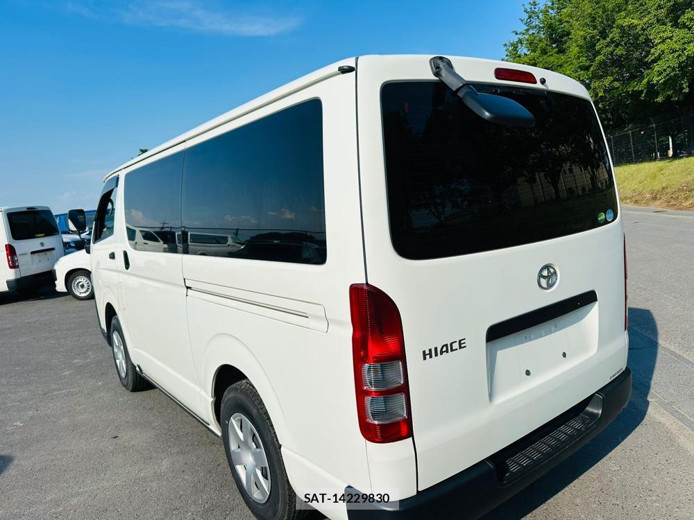 Toyota HIACE VAN 2020 6762415-2