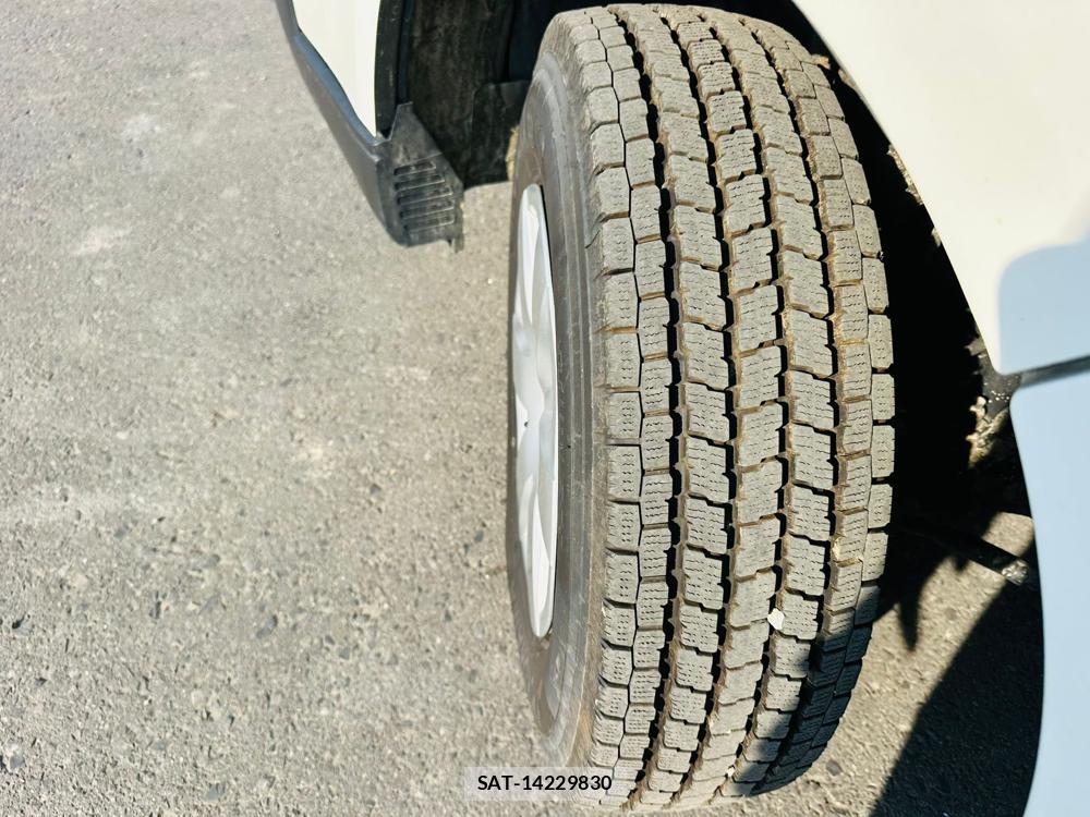 Toyota HIACE VAN 2020 6762415-30