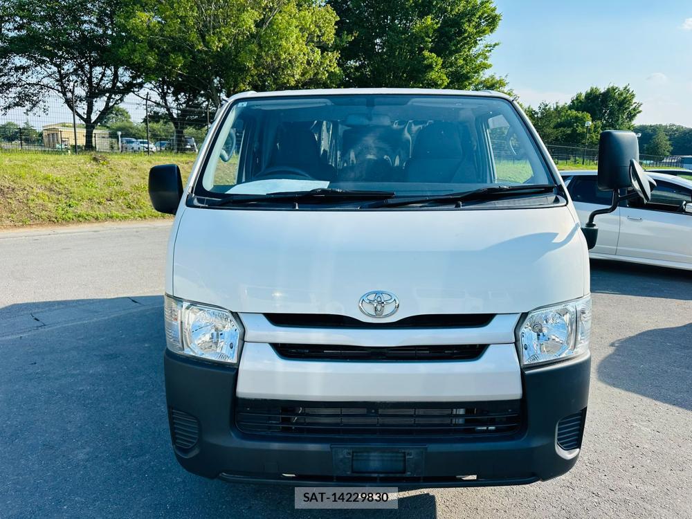 Toyota HIACE VAN 2020 6762415-7