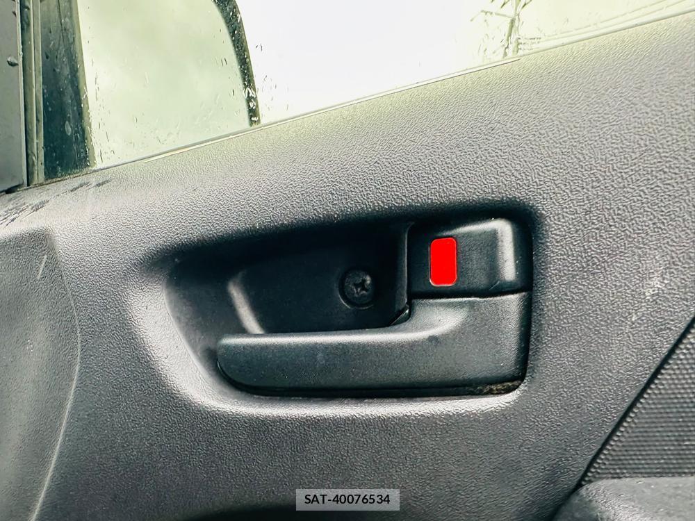 Toyota HIACE VAN 2020-01 7471399-20