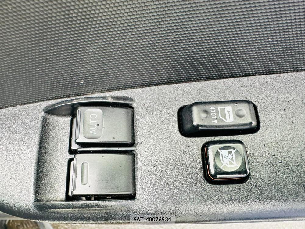Toyota HIACE VAN 2020-01 7471399-21