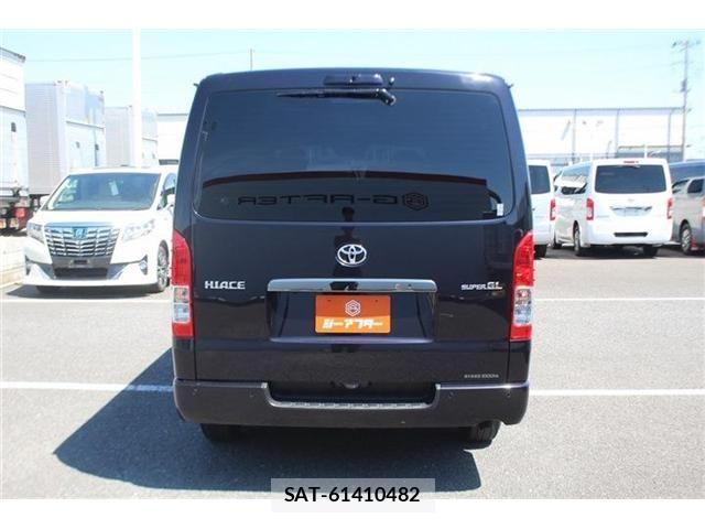 Toyota HIACE VAN 2024-03 7508780-12
