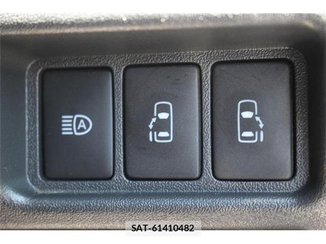 Toyota HIACE VAN 2024-03 7508780-4
