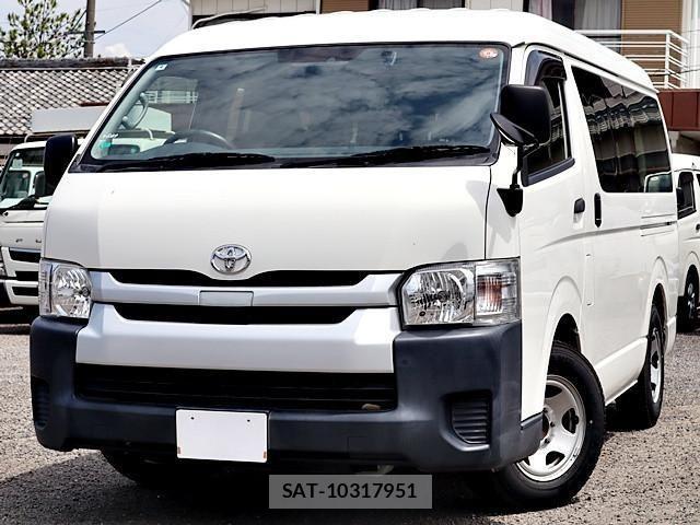 Toyota HIACE VAN 2020-04 7500817-0