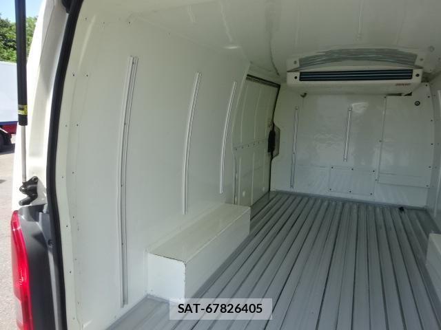 Toyota HIACE VAN 2022-05 7500818-11