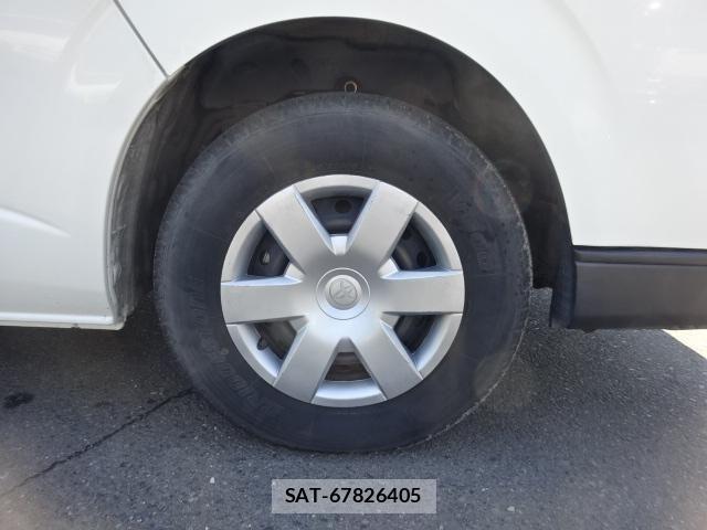 Toyota HIACE VAN 2022-05 7500818-25