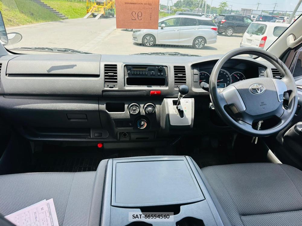 Toyota HIACE VAN 2020-05 7534251-12