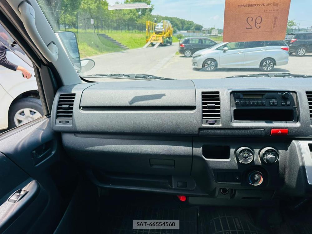 Toyota HIACE VAN 2020-05 7534251-17