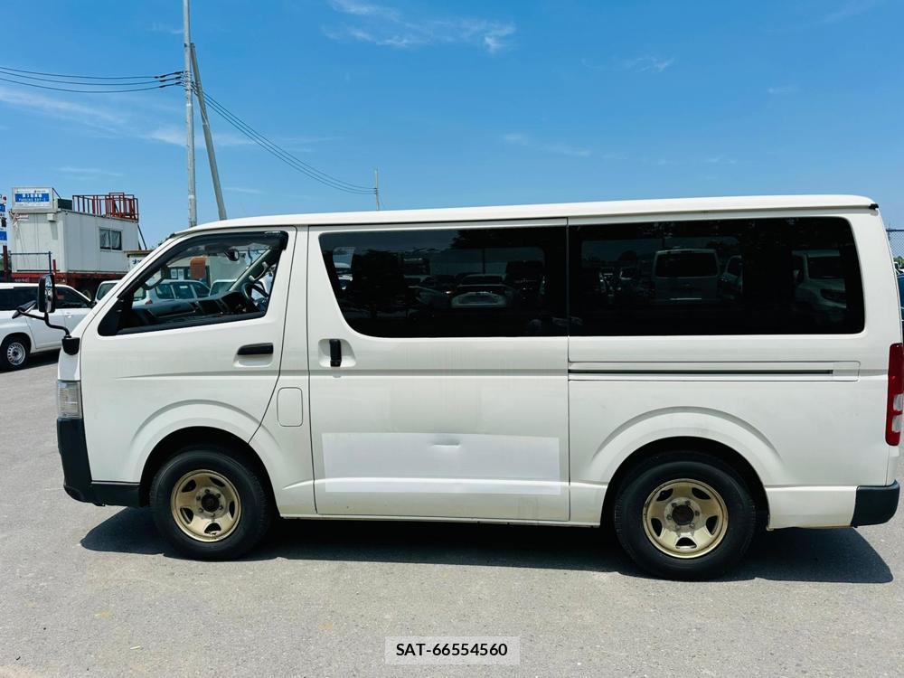 Toyota HIACE VAN 2020-05 7534251-1