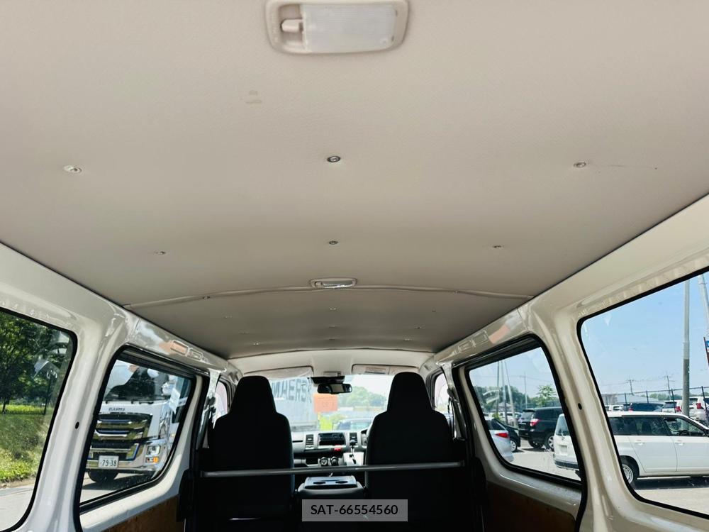 Toyota HIACE VAN 2020-05 7534251-24