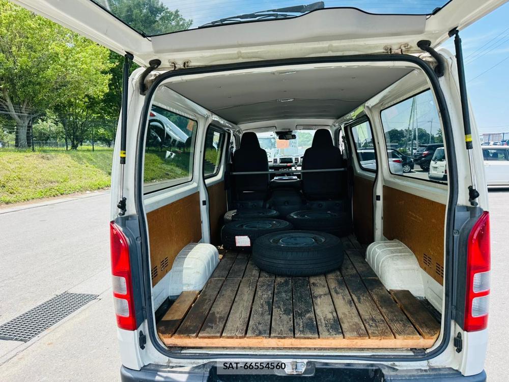 Toyota HIACE VAN 2020-05 7534251-25