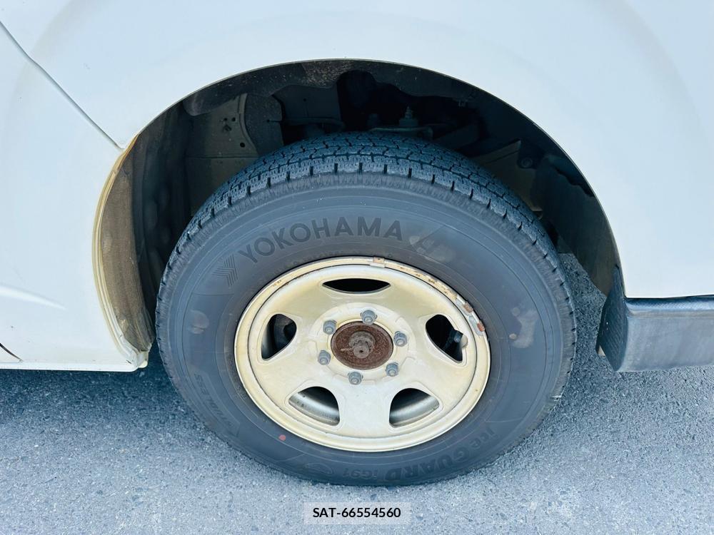 Toyota HIACE VAN 2020-05 7534251-28