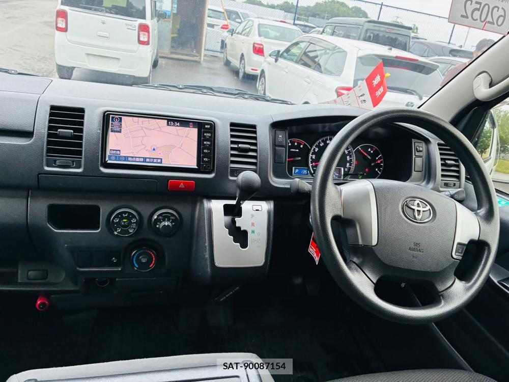 Toyota HIACE VAN 2019 7335626-13