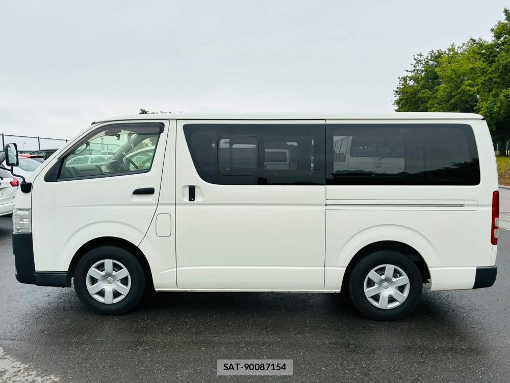 Toyota HIACE VAN 2019 7335626-1