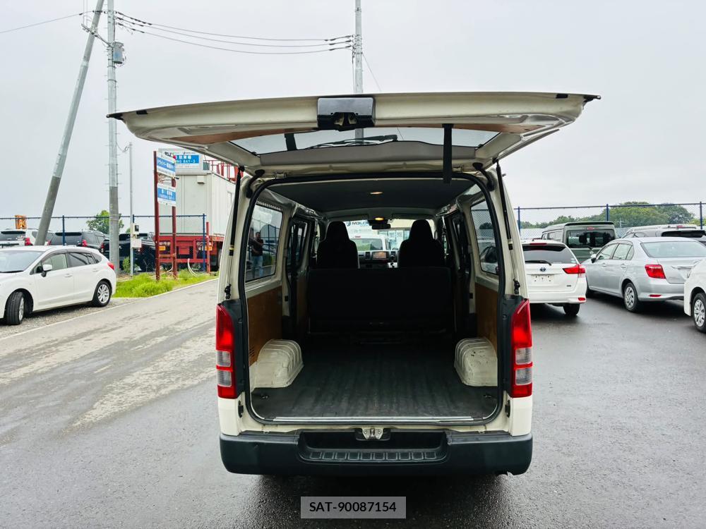 Toyota HIACE VAN 2019 7335626-26