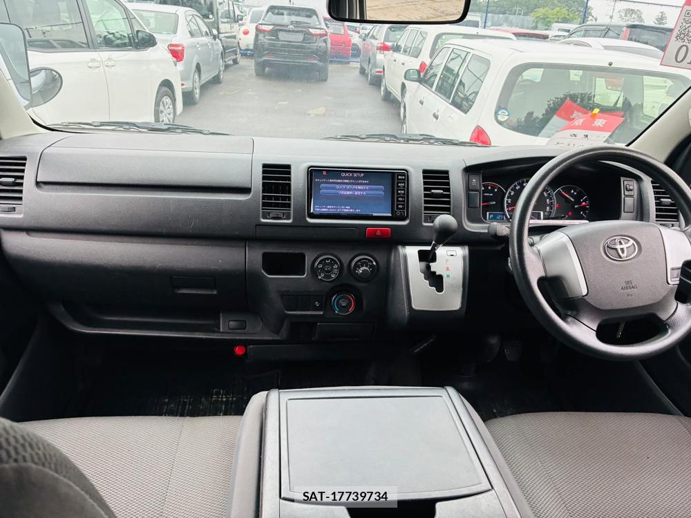 Toyota HIACE VAN 2020 7335628-11