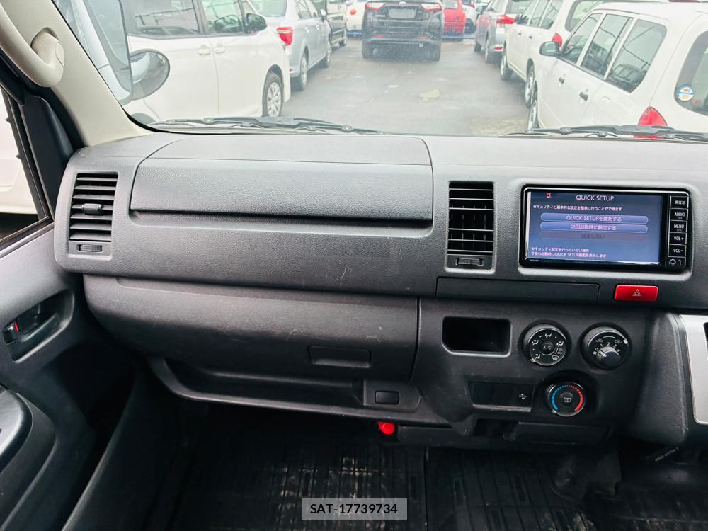 Toyota HIACE VAN 2020 7335628-16