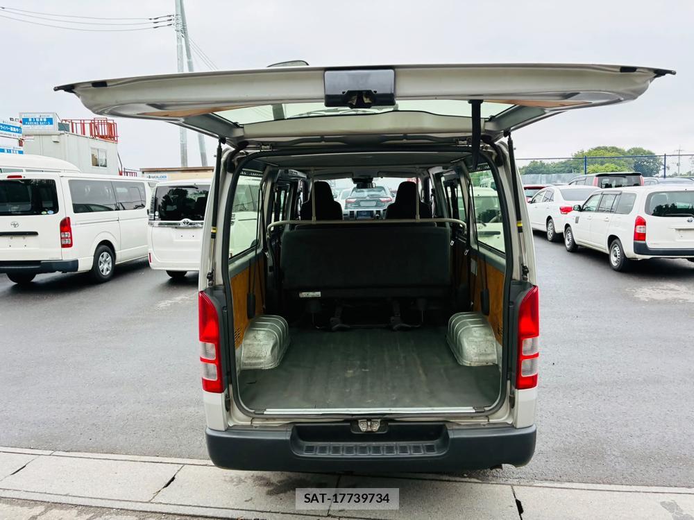 Toyota HIACE VAN 2020 7335628-25