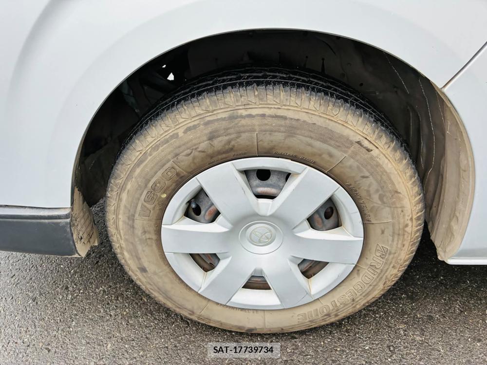 Toyota HIACE VAN 2020 7335628-28