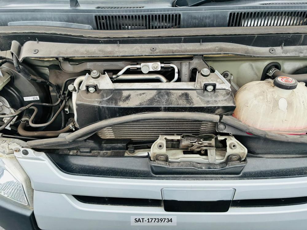 Toyota HIACE VAN 2020 7335628-32