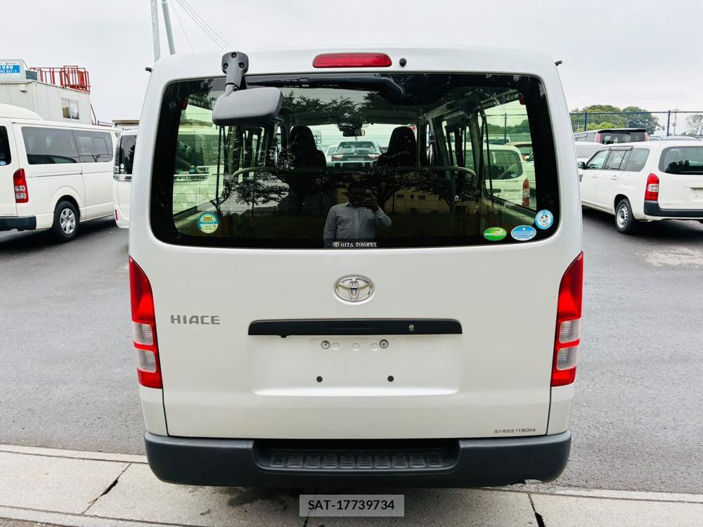 Toyota HIACE VAN 2020 7335628-3
