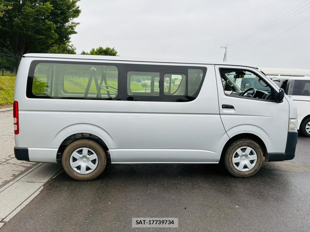 Toyota HIACE VAN 2020 7335628-5