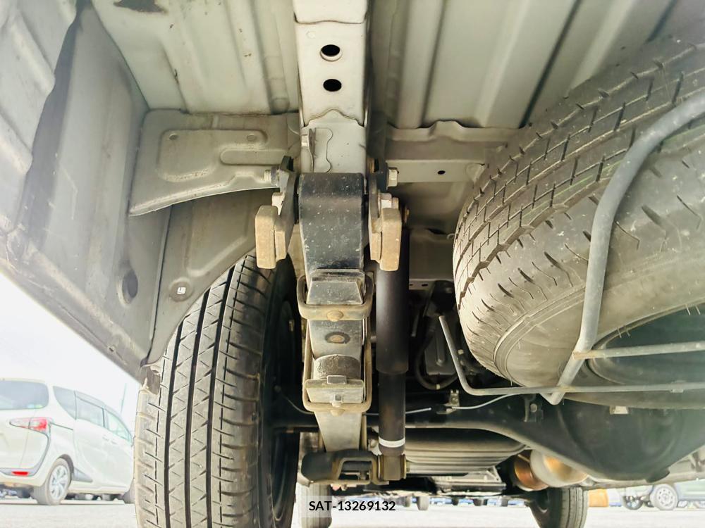 Toyota HIACE VAN 2020 7269295-35