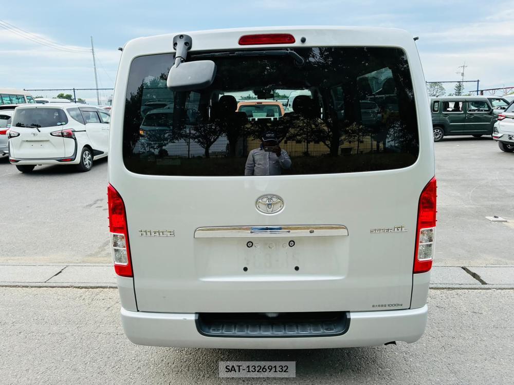 Toyota HIACE VAN 2020 7269295-3