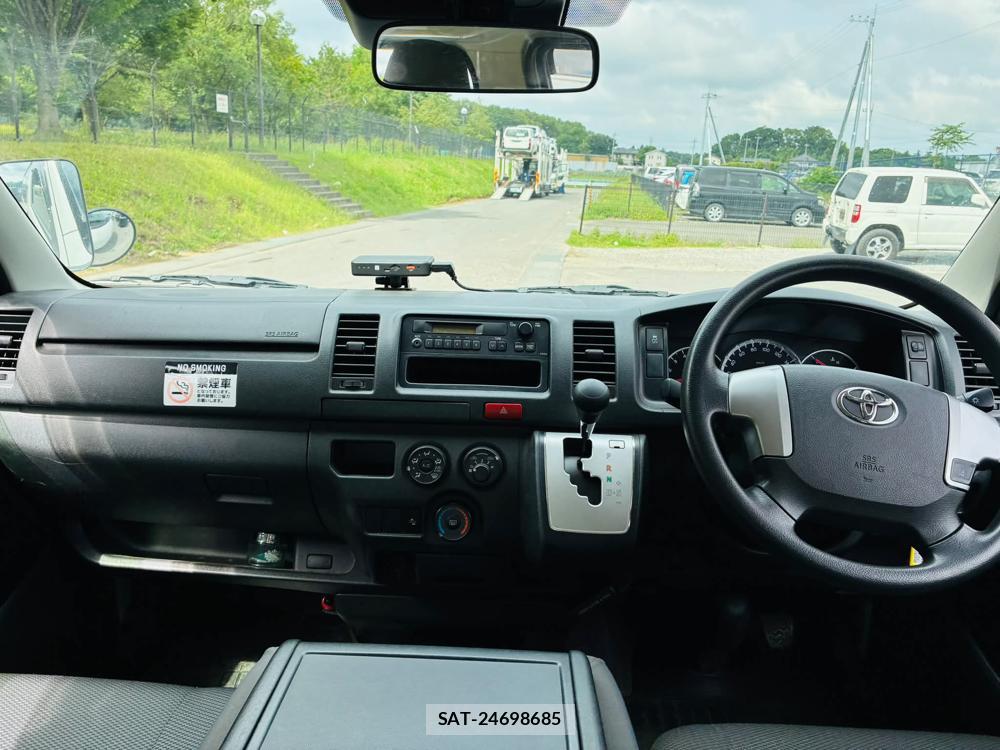 Toyota HIACE VAN 2019 7335630-12