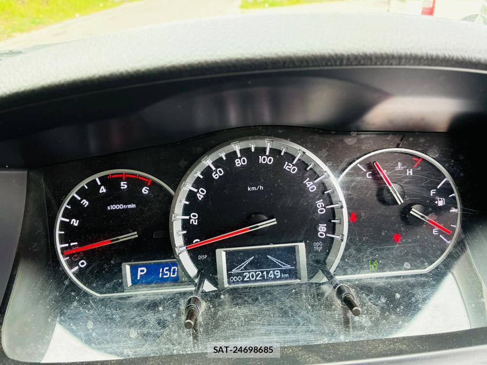 Toyota HIACE VAN 2019 7335630-14