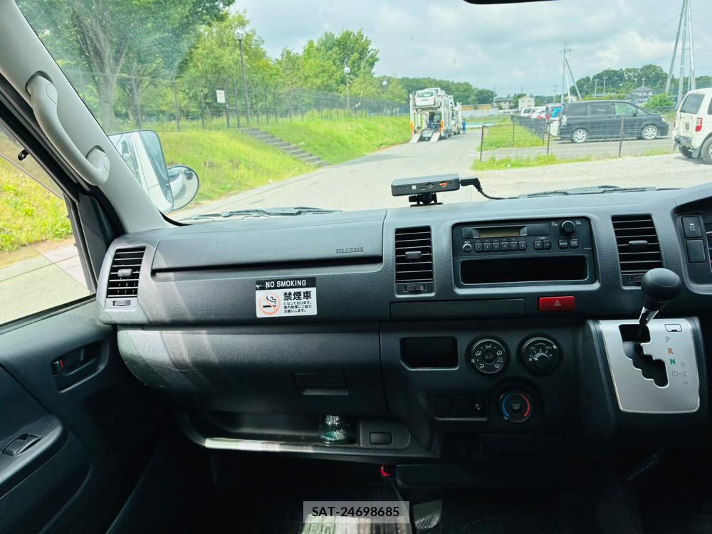 Toyota HIACE VAN 2019 7335630-16