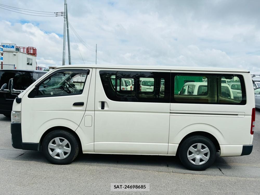 Toyota HIACE VAN 2019 7335630-1