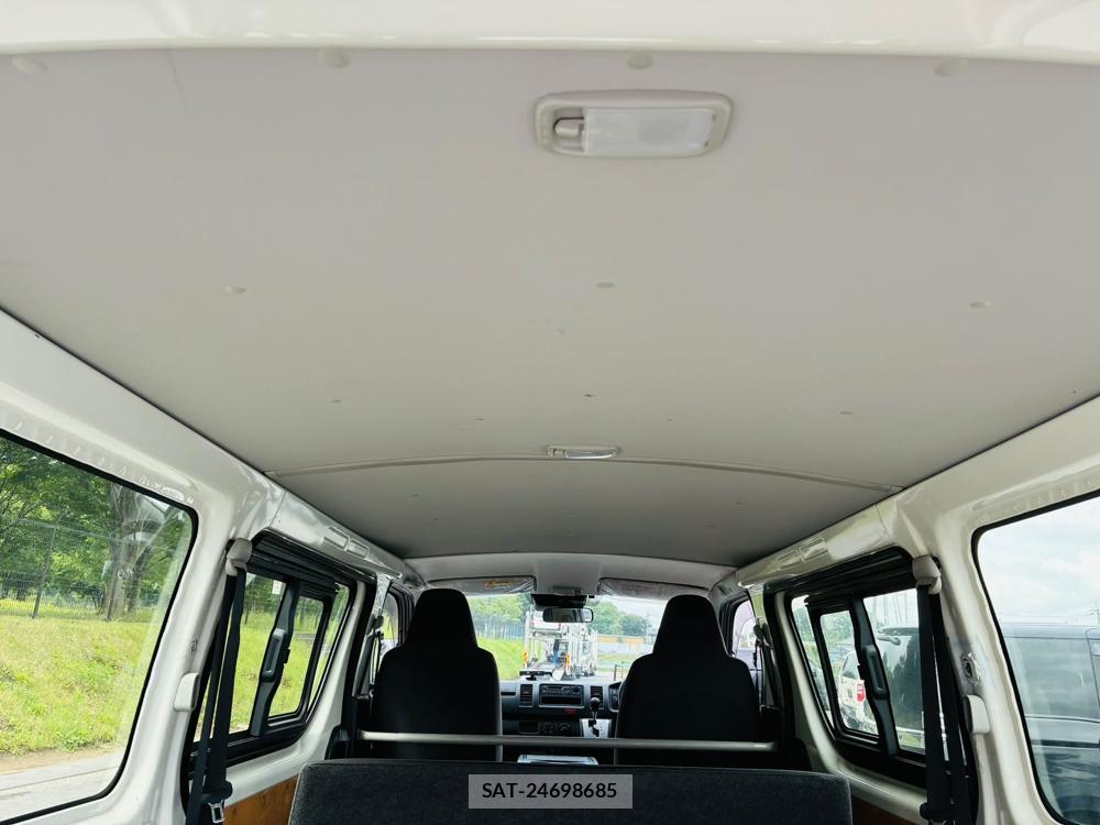Toyota HIACE VAN 2019 7335630-23